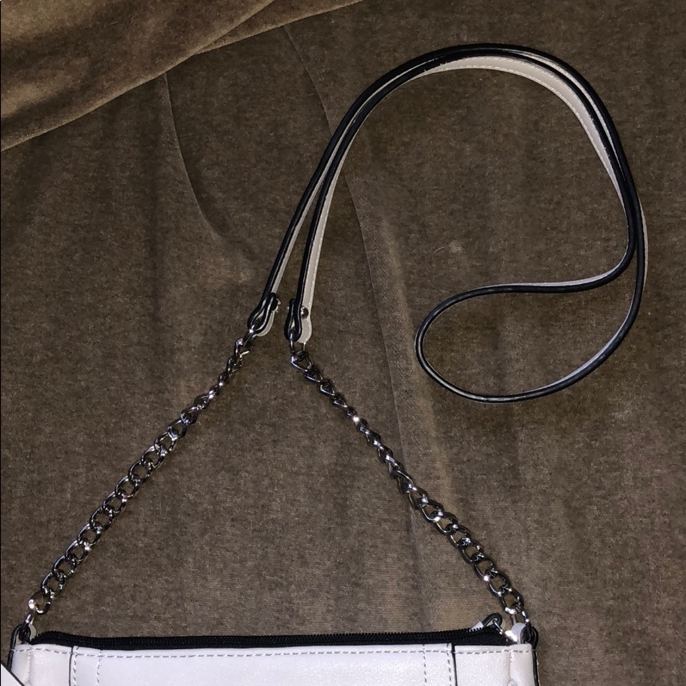 BP purse - Picture 2 of 3